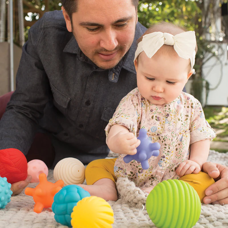 Infantino set 10 mingi senzoriale Multi Ball Set 6m+
