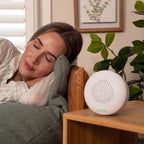 Ingenuity dispozitiv portabil pentru relaxare Pock-a-Bye Baby 6m+