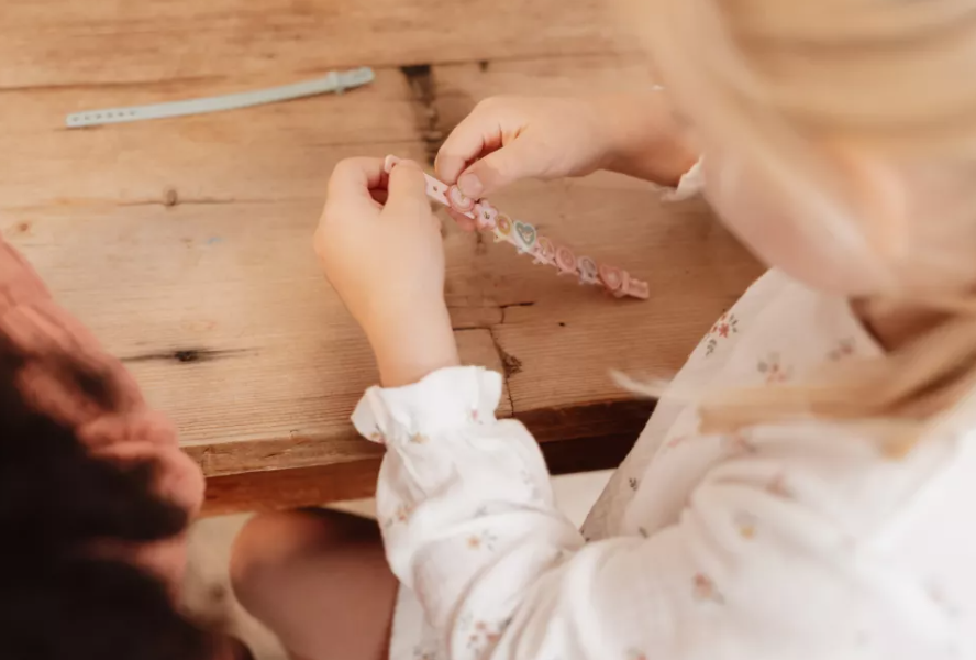 Little Dutch bratara cu pandantive glisante 3 ani+ Fairy Garden