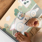 Little Dutch carte de colorat cu 3 creioane si 20 de pagini 2 ani+ Vehicles Jim