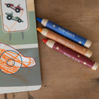 Little Dutch carte de colorat cu 3 creioane si 20 de pagini 2 ani+ Vehicles Jim