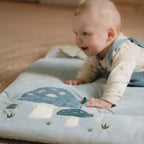 Little Dutch covor de joaca cu activitati senzoriale 80x100 cm 0m+ Forest Friends Blue