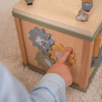 Little Dutch jucarie din lemn FSC cub cu activitati 18m+ Little Farm