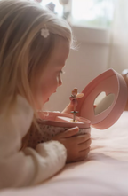 Little Dutch cutie muzicala pentru bijuterii in forma de inimioara 3 ani+ Zana