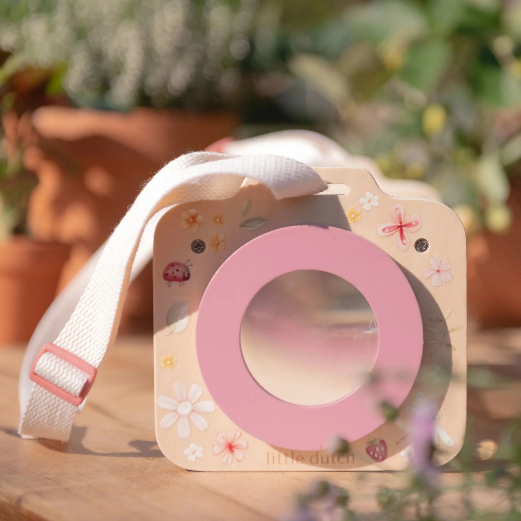 Little Dutch cutie pentru insecte 3 ani+ Fairy Graden