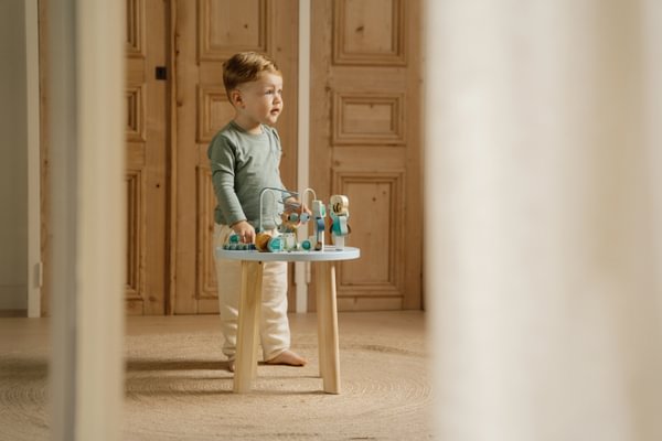 Little Dutch masuta din lemn FSC cu activitati 12m+ Forest Friends