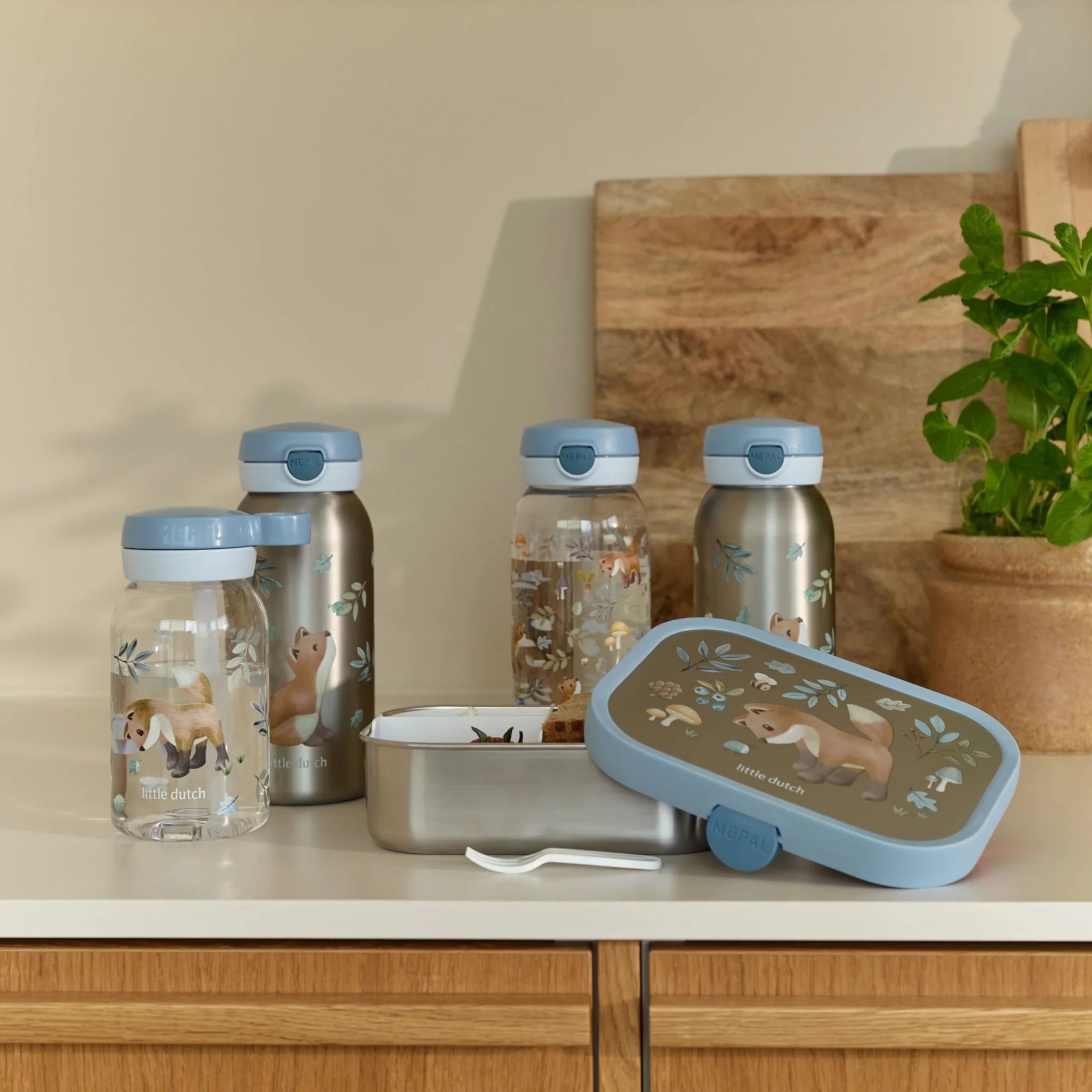 Little Dutch Mepal sticla termos de inox cu capac flip 500 ml 3 ani+ Forest Friends
