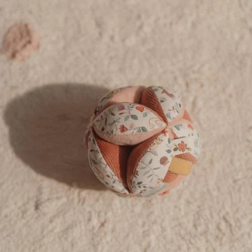 Little Dutch minge senzoriala plus 0m+ Fairy Garden Caprioara Pink