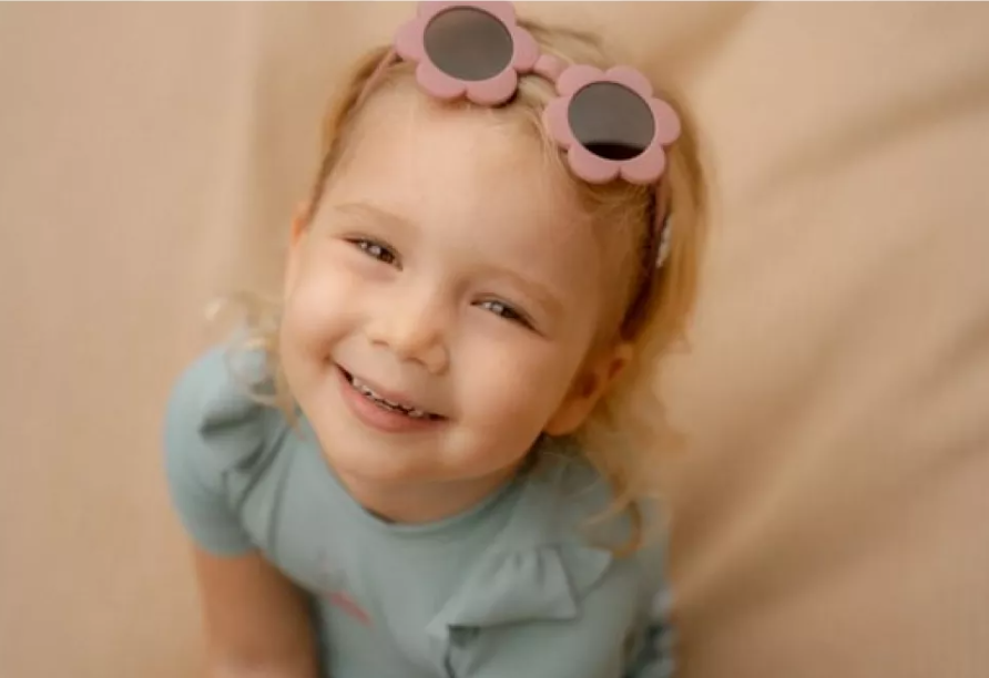 Little Dutch ochelari de soare UV400 2-5 ani Flower Pink