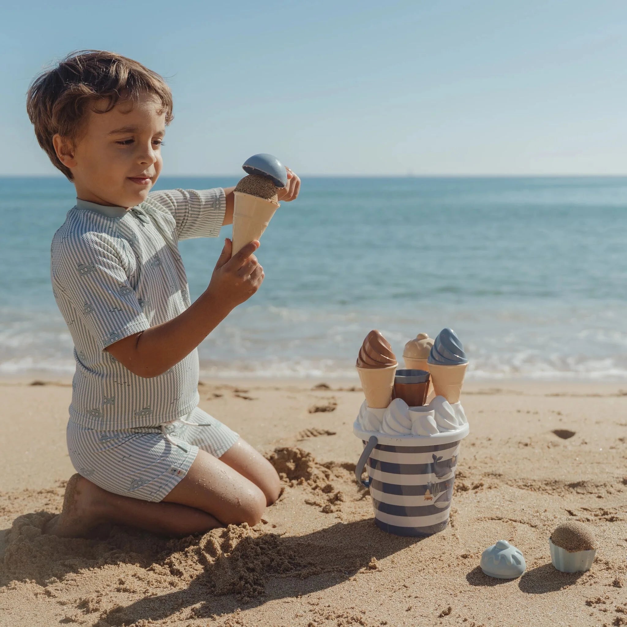 Little Dutch set jucarii pentru plaja 14 piese forme inghetata 2 ani+ Ocean World