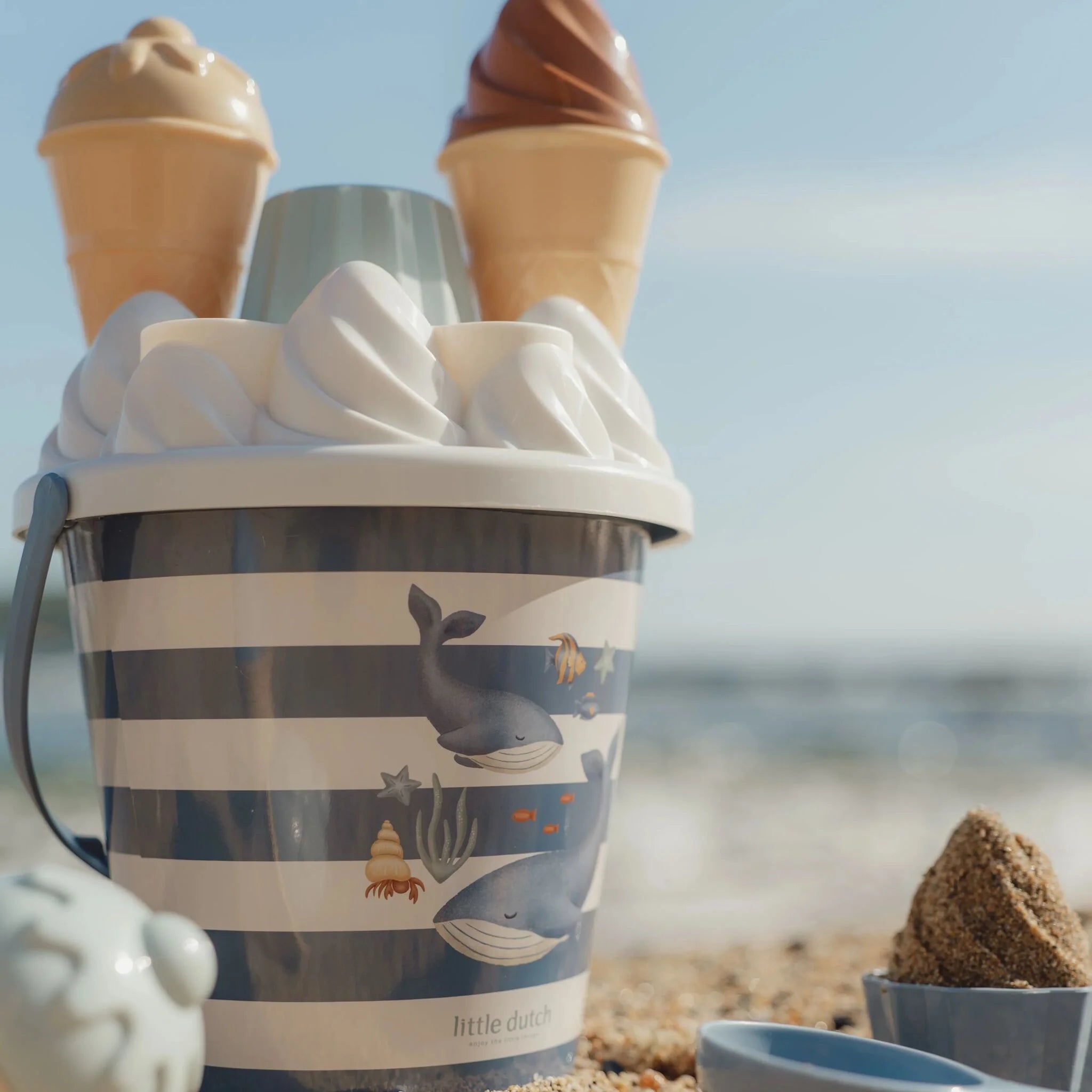 Little Dutch set jucarii pentru plaja 14 piese forme inghetata 2 ani+ Ocean World