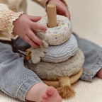 Little Dutch turn de stivuire din lemn si textile 12m+ Safari Friends Leu