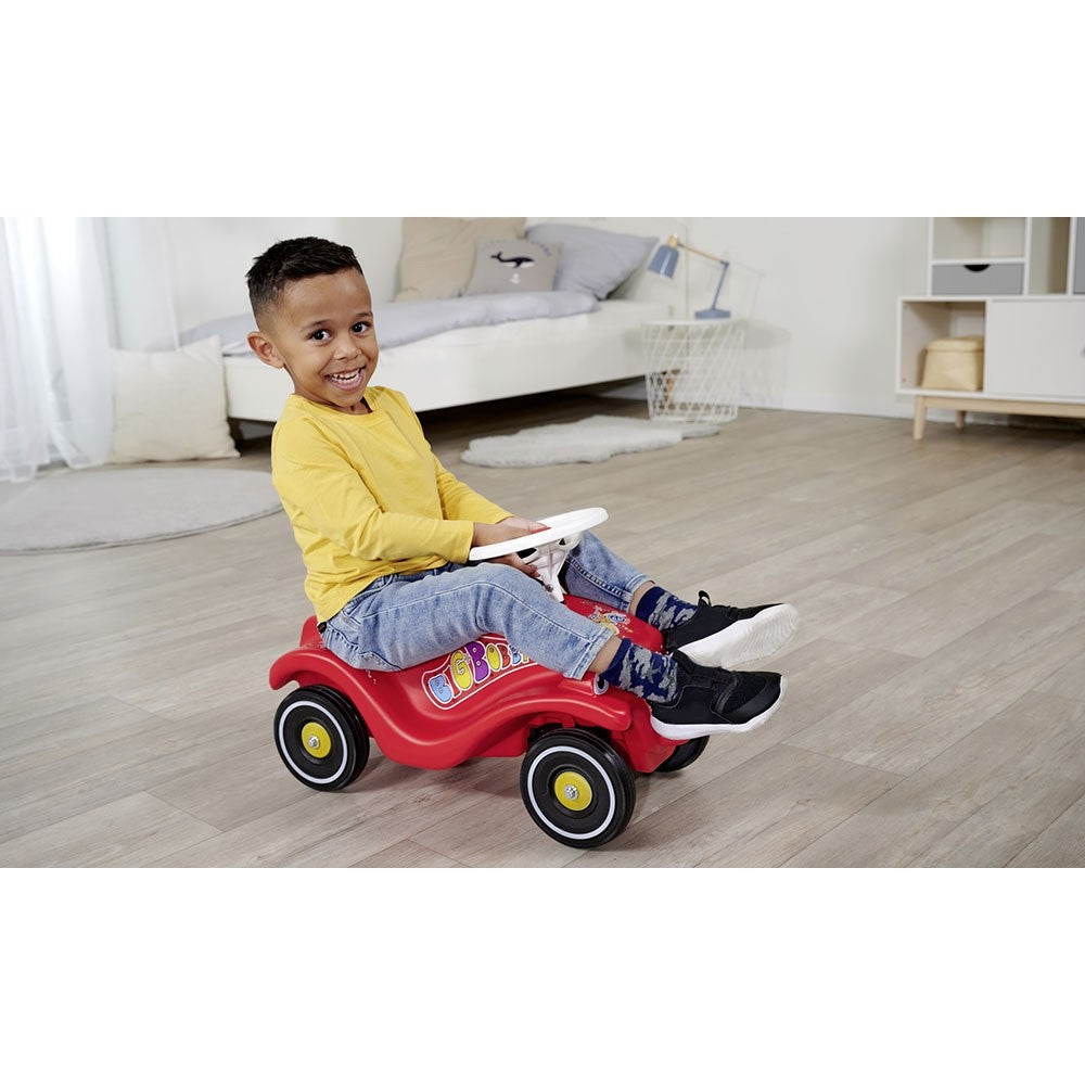 Chipolino masinuta de impins Big Bobby Car Classic 12m+ Lumi