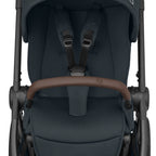 Maxi Cosi carucior 3in1 Oxford 0-22 kg + CADOU BAZA Essential Graphite