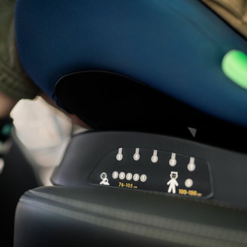 Maxi Cosi scaun auto Titan i-Size G-Cell cu Isofix 11