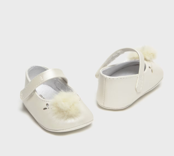 Mayoral botosei fete balerini cu pompon 15-19 Off-white Imagine principală a produsului