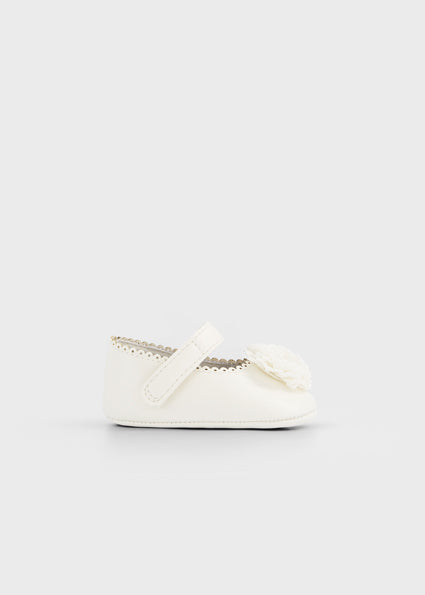 Mayoral botosei fete ceremonie cu floricica 15-18 Off-white