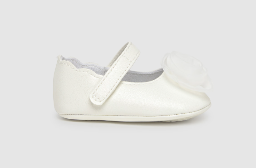 Mayoral botosei fete tip balerini cu floare aplicata15-18 Off-white