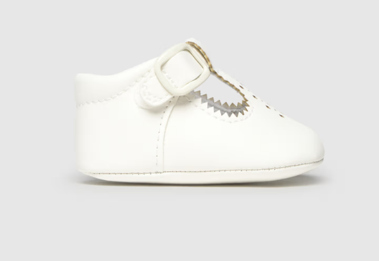 Mayoral botosei baieti cu perforatii 15-17 Off-white
