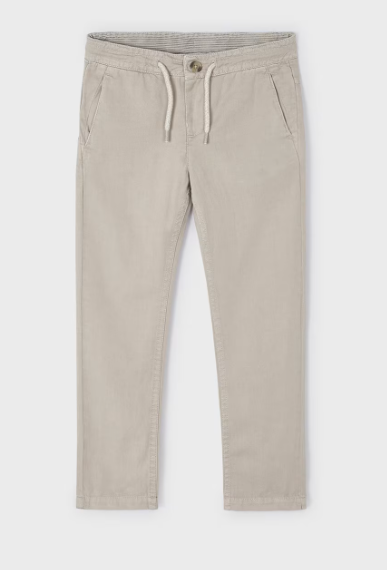 Mayoral pantaloni baieti chino regular 4-9 ani Semola Imagine principală a produsului