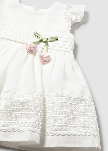 Mayoral rochita fete de vara 12-48 luni Off-white cu floricica aplicata