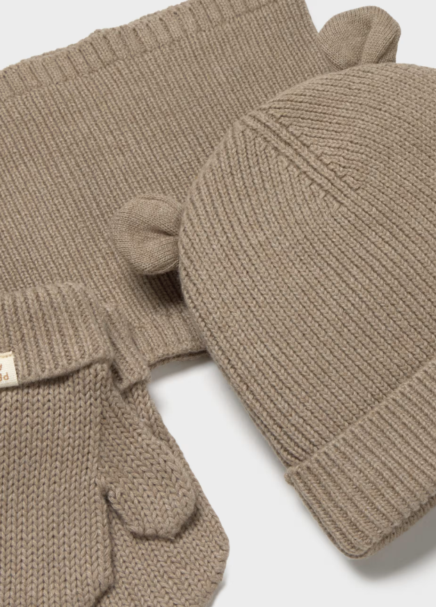 Mayoral set caciula, fular si manusi baieti 6-48 luni Trufa vigoré Imagine secundară a produsului