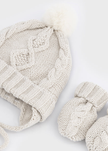 Mayoral set caciula si manusi unisex 0-18 luni Milk vigore