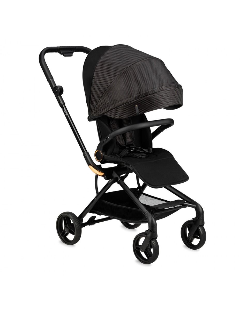 Momi carucior sport Adelle 360º 6m+ Black Red