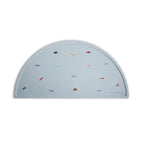 Mushie protectie masa silicon  12m+, Blue Retro Cars 01