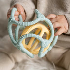 Nattou set 2 mingi din silicon 0m+ Aqua green/yellow