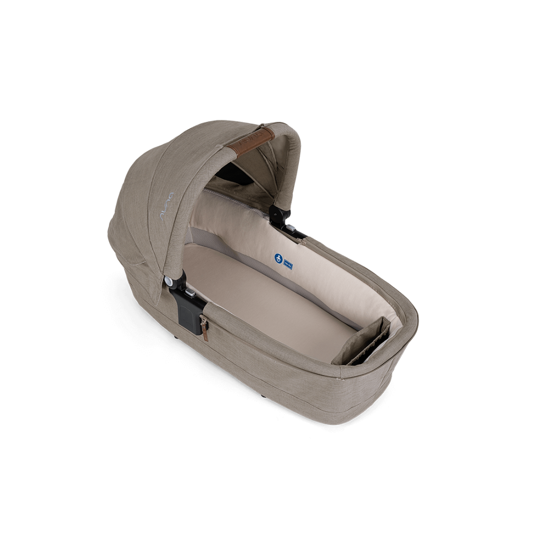 Nuna carucior compact Triv Next pentru 0m+