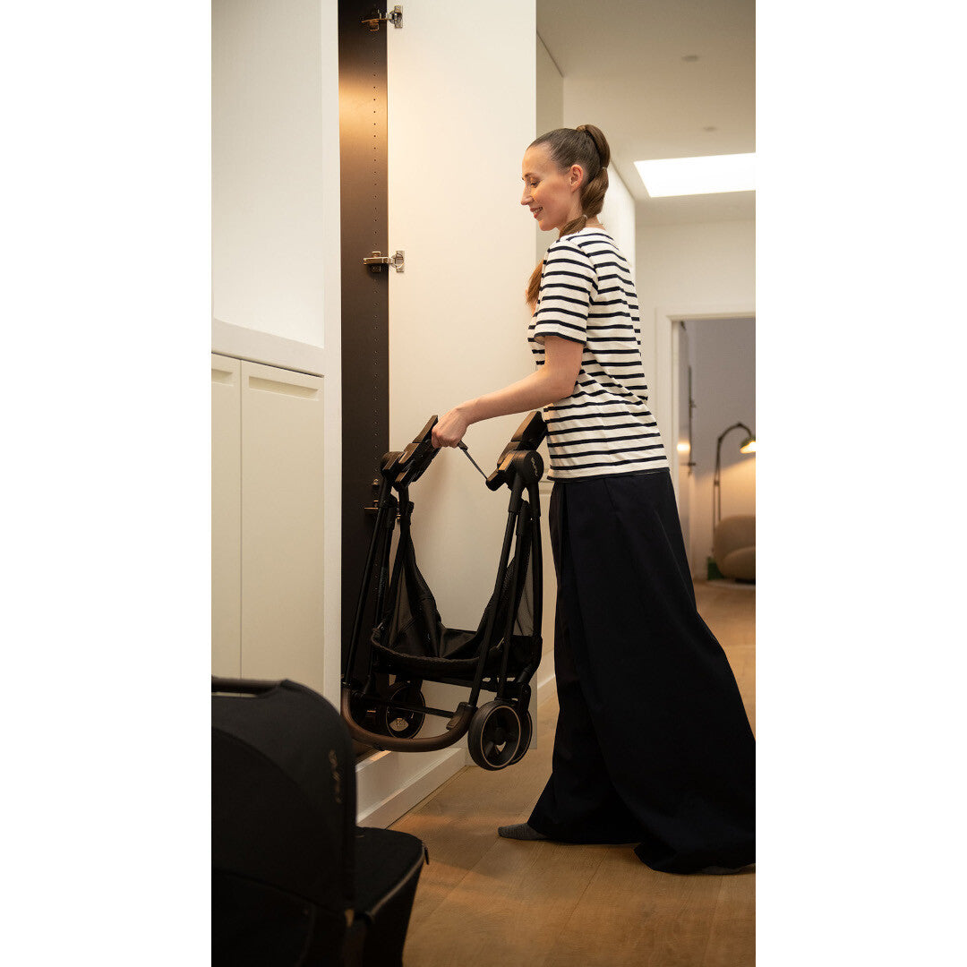 Nuna carucior ultra-usor IXXA 0m+ Granite
