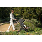 Nuna carucior ultra-usor IXXA 0m+ Rivetedv