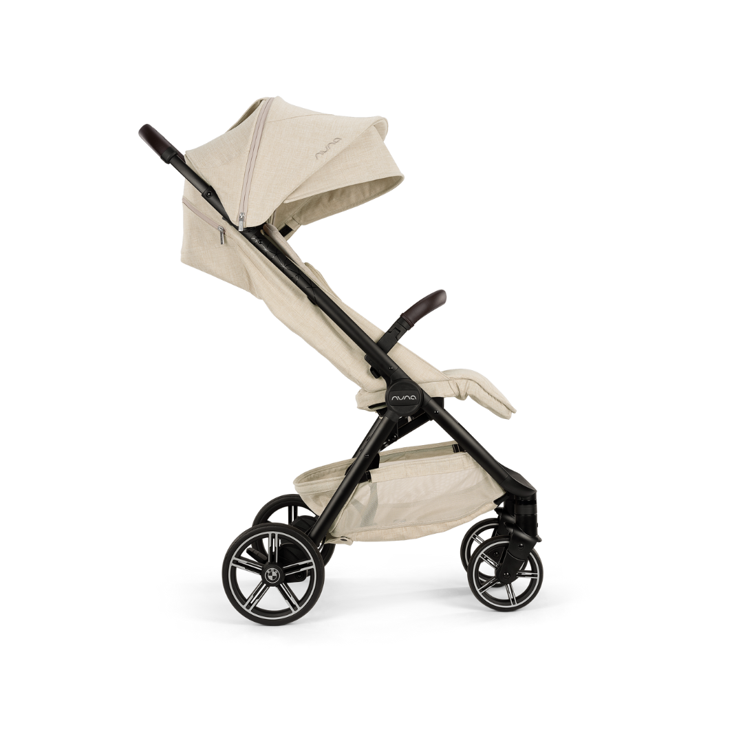 Nuna x BMW carucior ultracompact cu pliere automata TRVL lx 0m+ Bej Lica