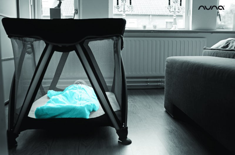 Nuna patut pliabil Sena 0m+ Black/Silveri 09