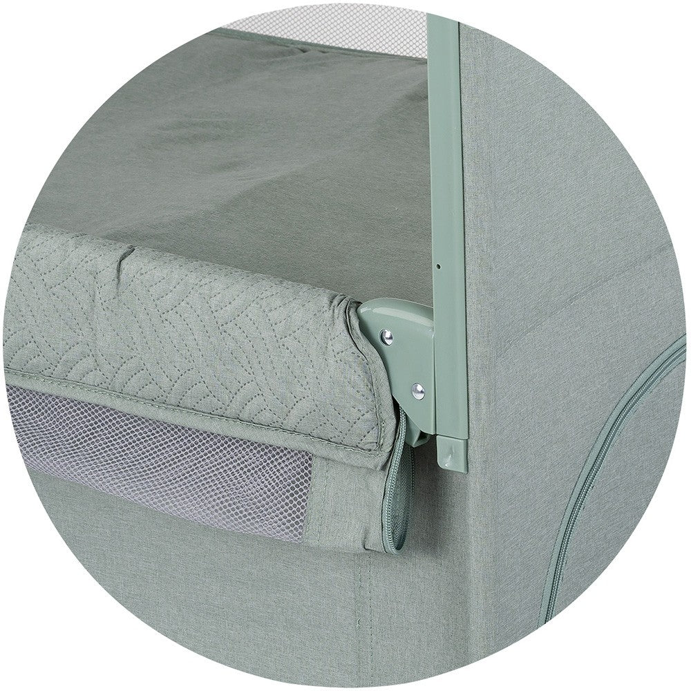 Chipolino patut pliabil Relax cu laterala culisanta 0m+ Basil linen