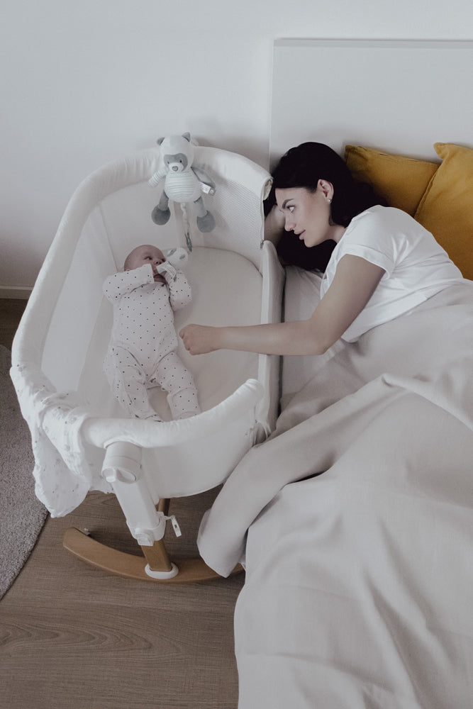 Petite&Mars co-sleeper reglabil 2in1 GLORY cu functie de leganare 