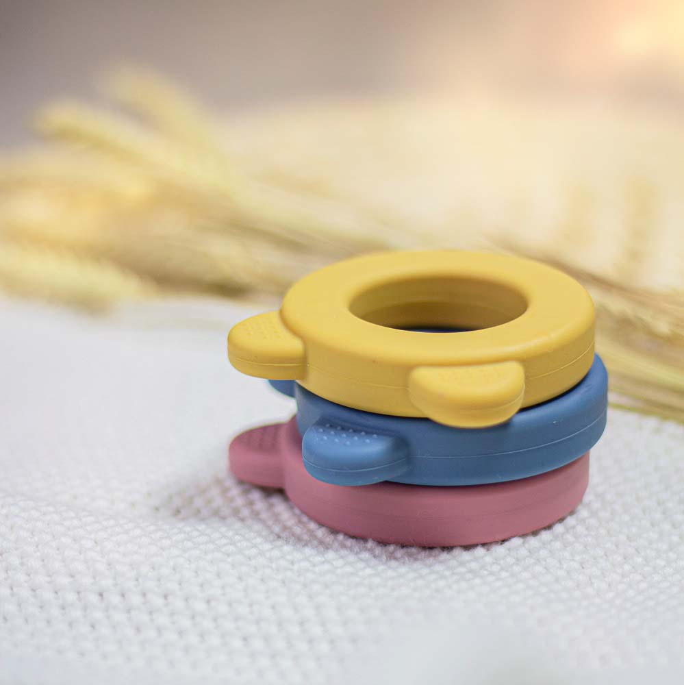 Petite&Mars jucarie dentitie si zornaitoare Bear 0m+ Petrol Blue