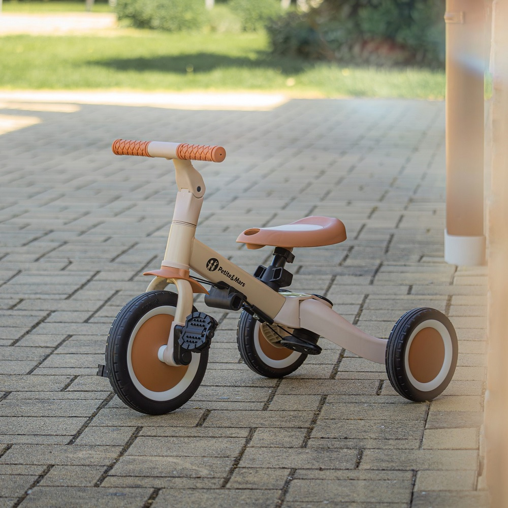 Petite&Mars tricicleta multifunctionala 5in1 TURBO PLUS 18m+ Desert Sand
