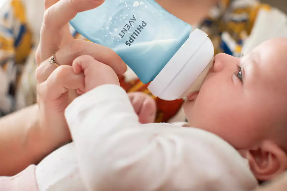 Philips Avent biberon 260 ml cu 3 picaturi Natural Response 1m+ Albastru
