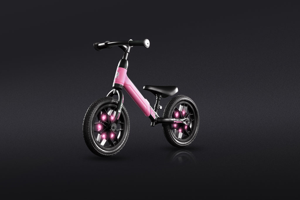 QPlay bicicleta de echilibru fara pedale 12" SPARK cu LED 3-6 ani Pink