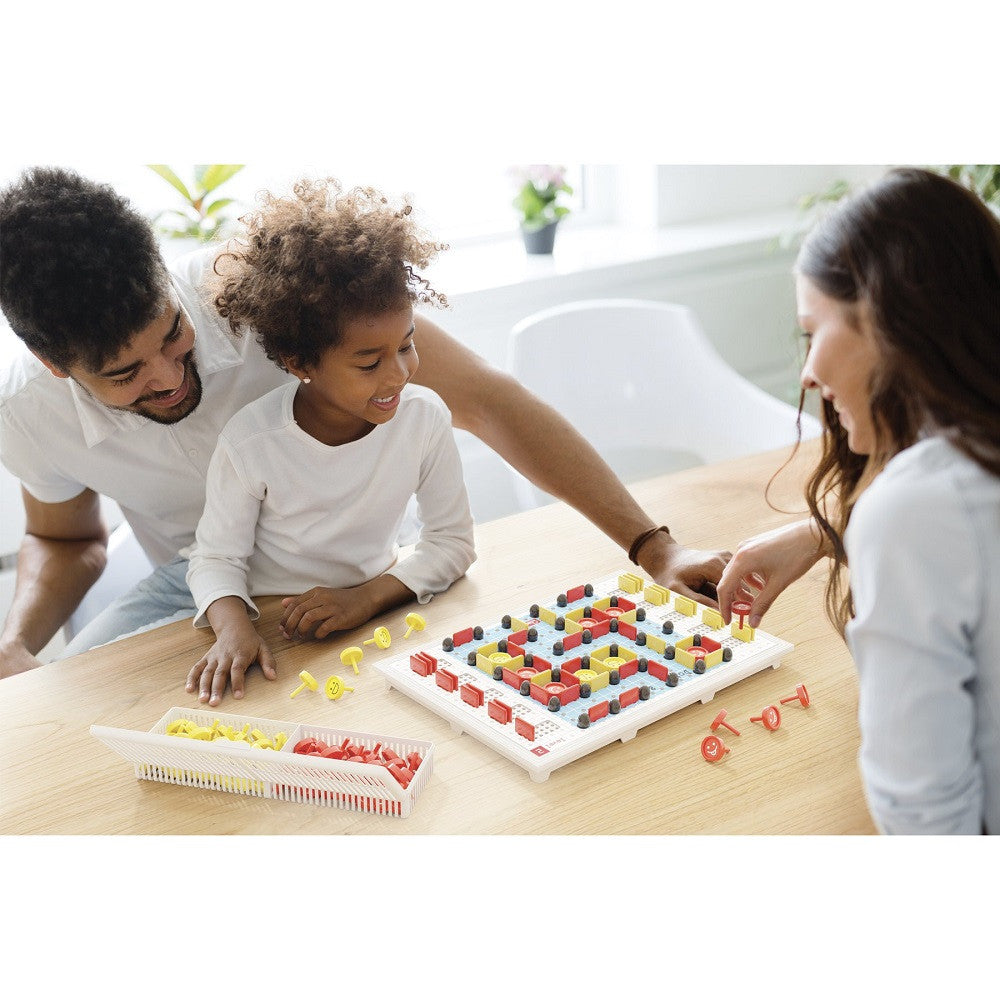 Quercetti joc de strategie Family Game Dots&Boxes 7-99 ani  04