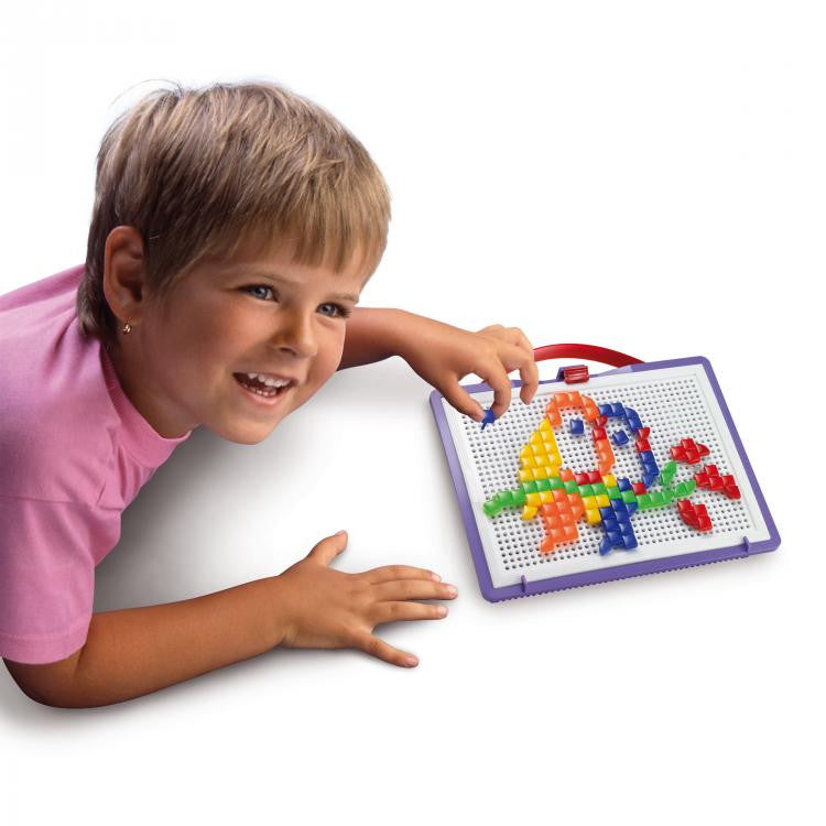 Quercetti joc tip mozaic Fantacolor pentru 3-6 ani