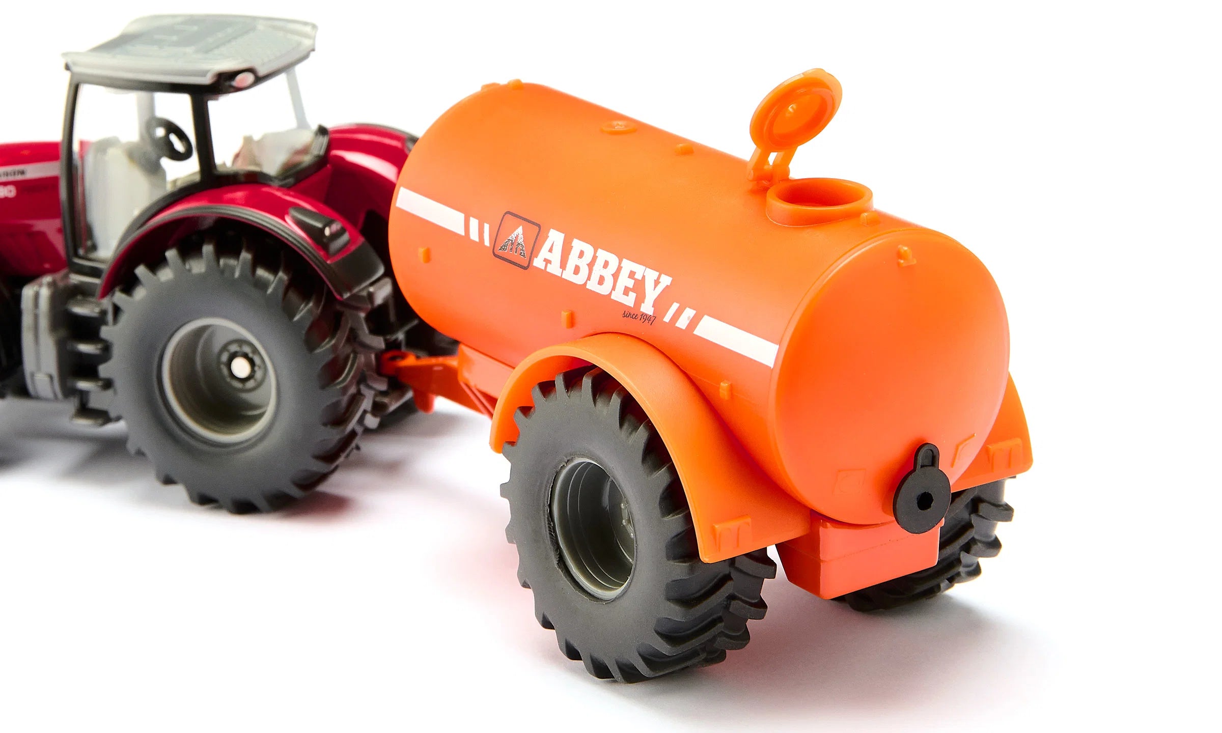 Siku tractor Massey Ferguson cu tisterna 3 ani+