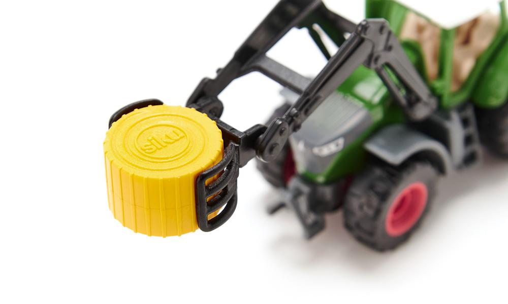 Siku jucarie tractor Fendt with bale gripper 05