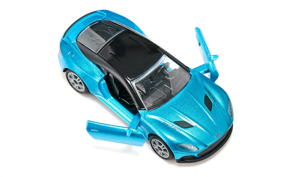 Siku masinuta Aston Martin DBS 3 ani+