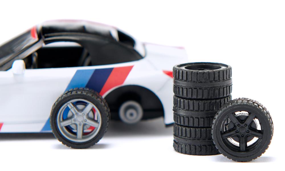 Siku masinuta BMW Z4 M40i 3 ani+ 2347 04