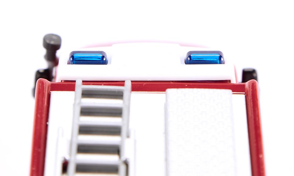 Siku masinuta de pompieri Mercedes Sprinter  05