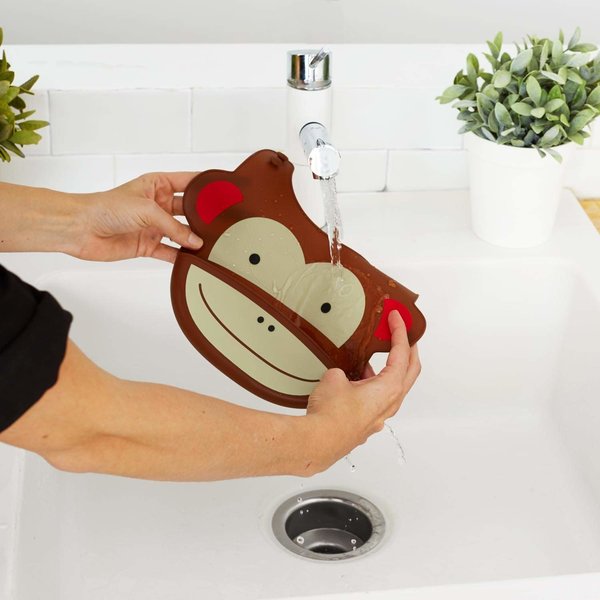 Skip Hop bavetica din silicon Zoo Fold Go 6m+