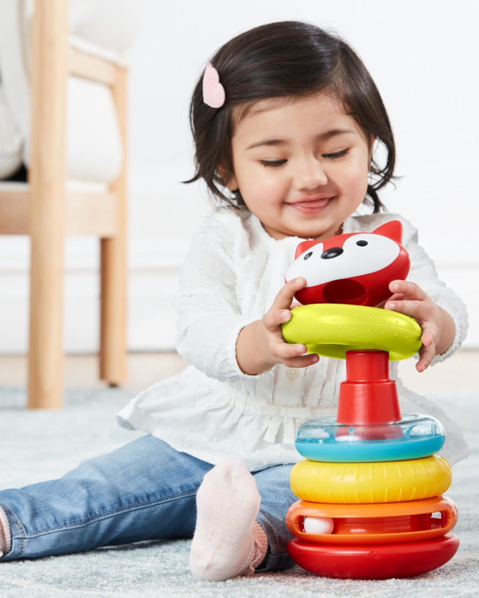 Skip Hop jucarie Explore&More Vulpita cu inele colorate 6m+